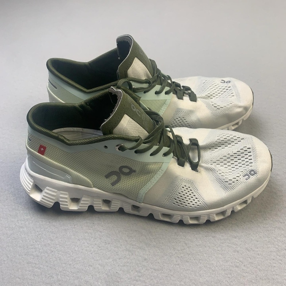 On Running Shoes Womens Size 7 Green CloudTec Running Sneakers Athletic 40.99707